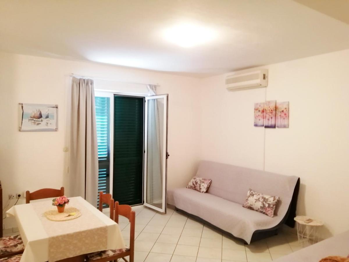 Apartments Ria Baška Voda Esterno foto