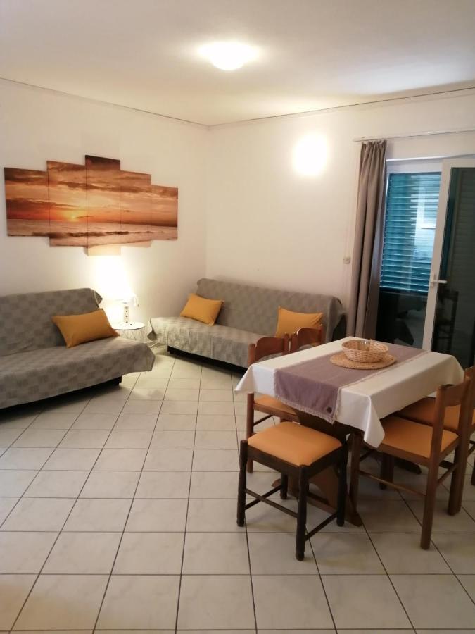 Apartments Ria Baška Voda Esterno foto